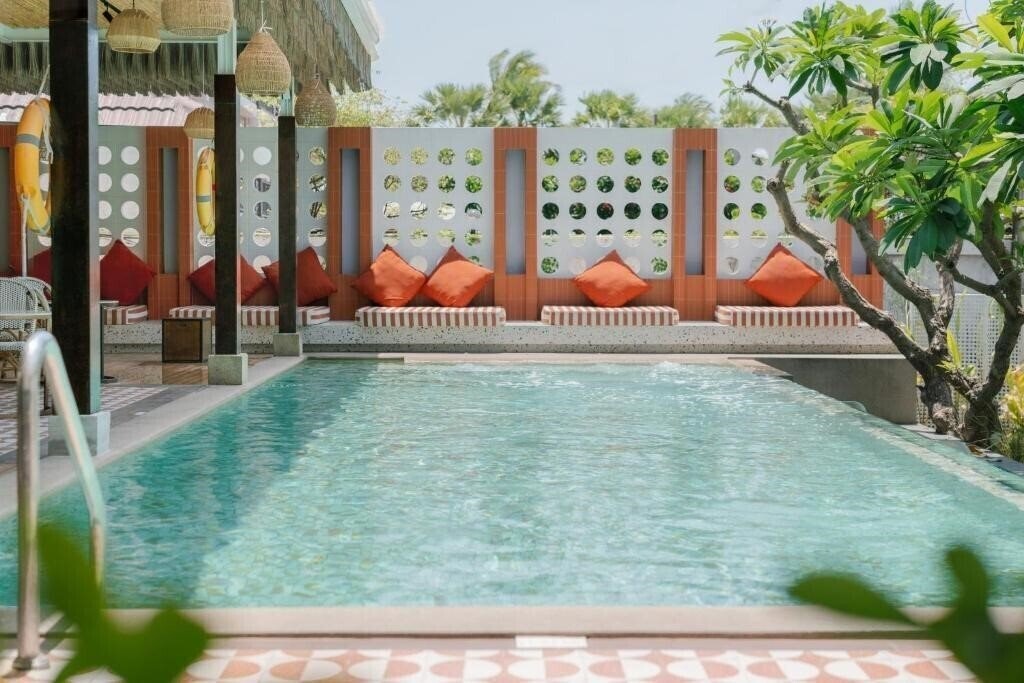 A-One New Wing Hotel 4* суреті