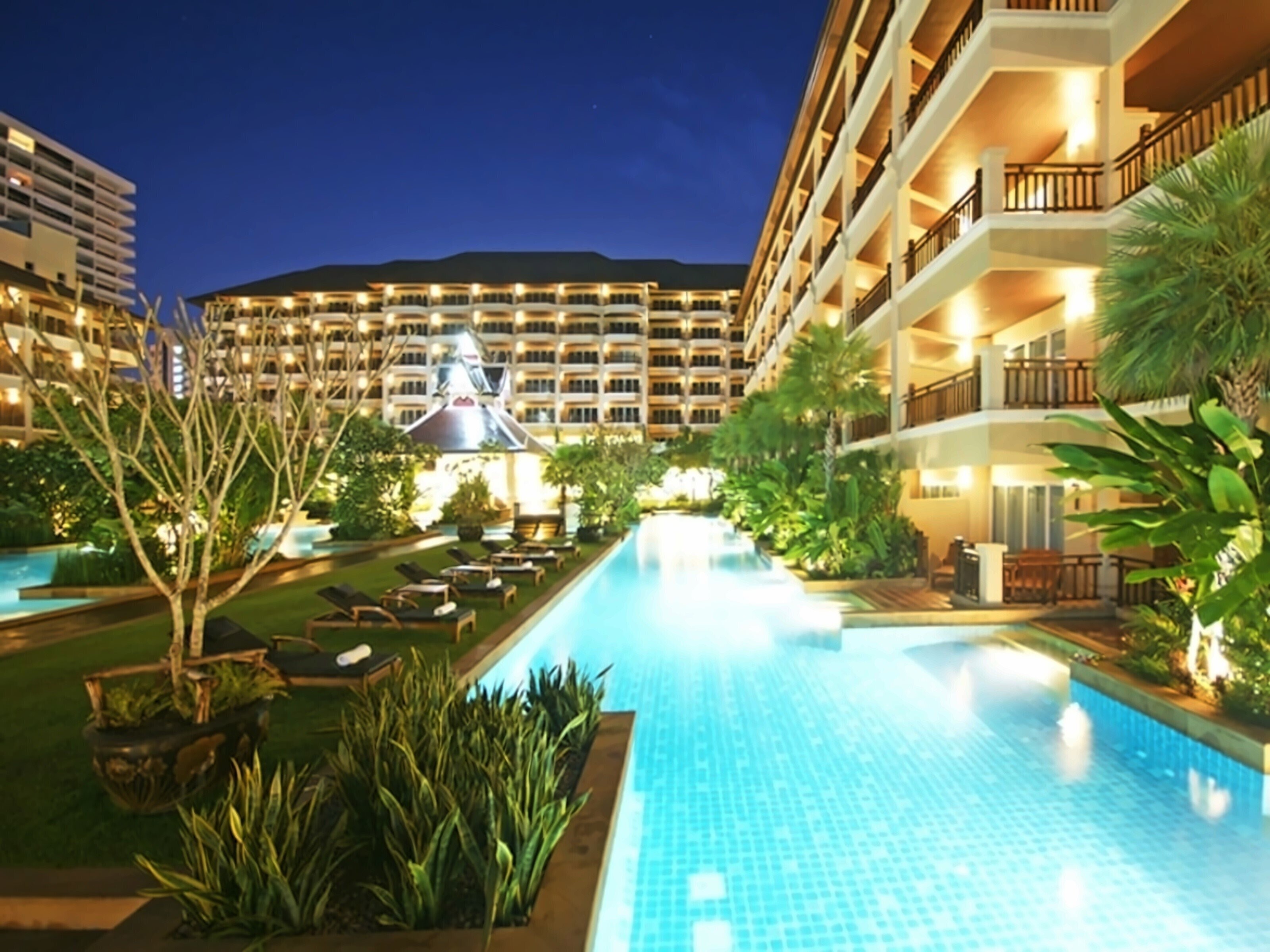 Изображение Heritage Pattaya Beach Resort 4*