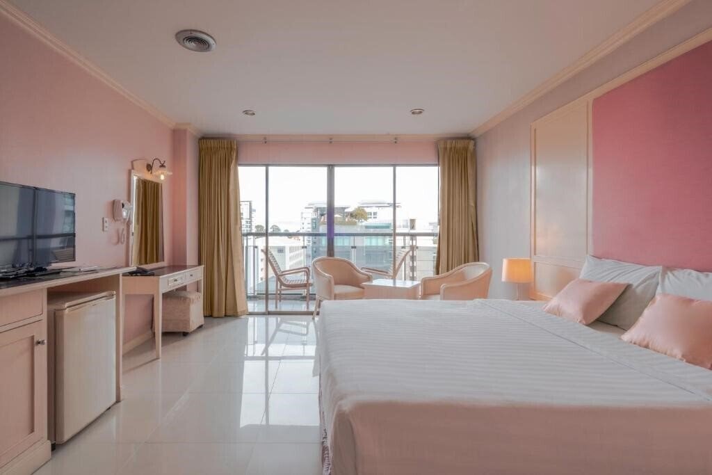 Фото Mike Beach Resort 3*