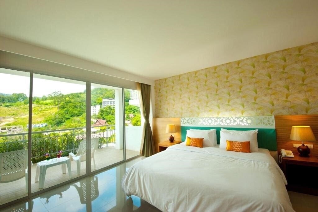 Фото Hill Resort Phuket 3*
