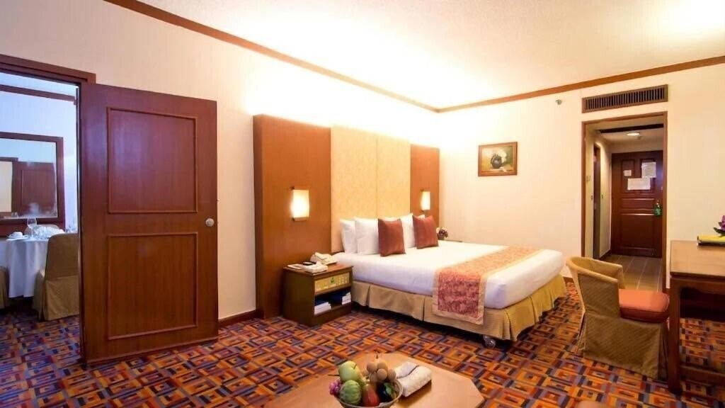 Отель Ambassador City Jomtien Ocean Wing 4*
