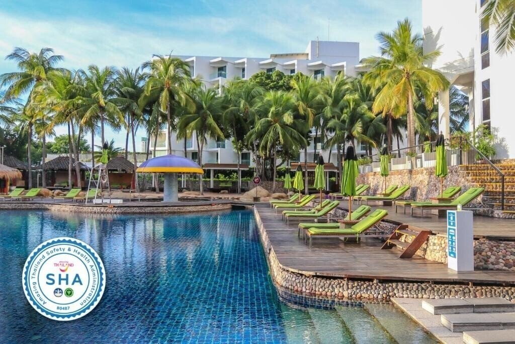 Hard Rock Hotel Pattaya 4* фотосуреті