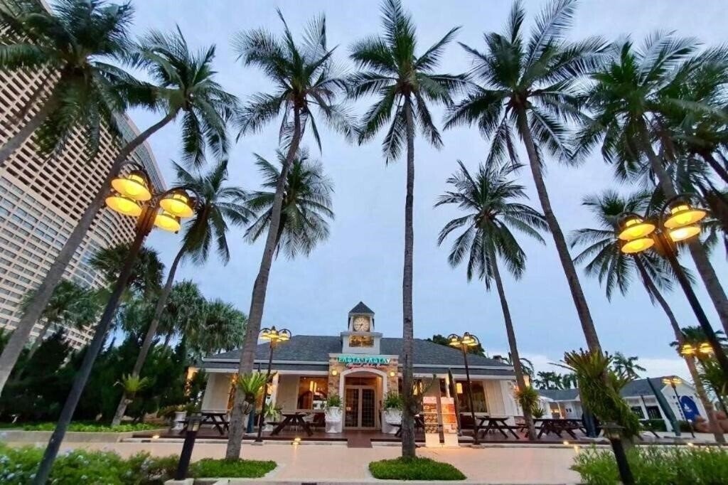 Ambassador City Jomtien Garden Wing Ikar Technic Crew 3* суреті