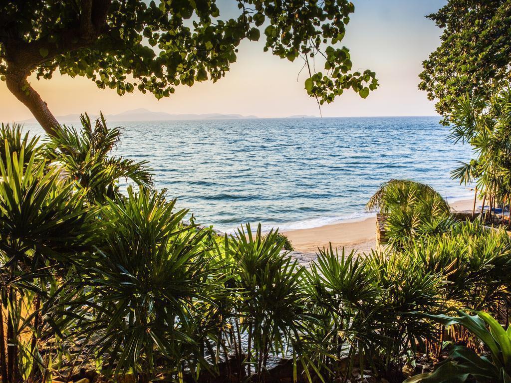 Фото The Monttra Pattaya 4*