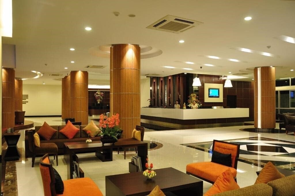 August Suites 3* суреті