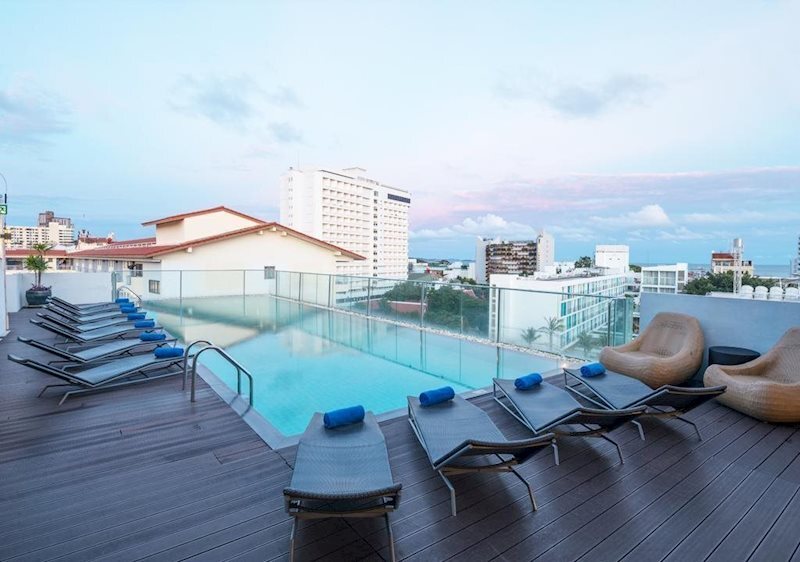 Отель Travelodge Pattaya 3*