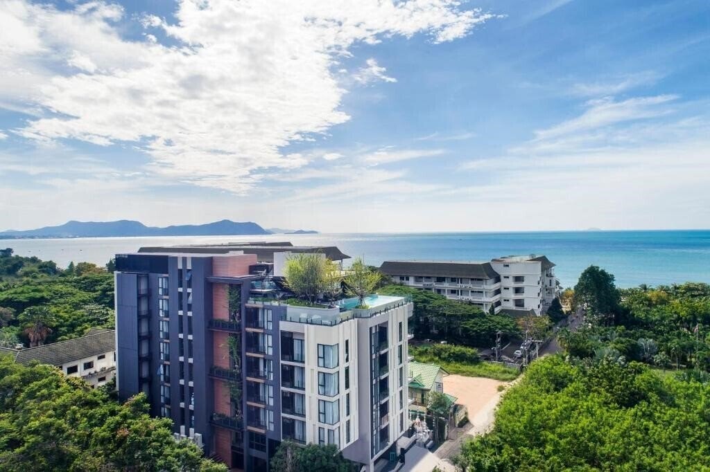 Изображение X2 Vibe Pattaya Seaphere Residence 4*