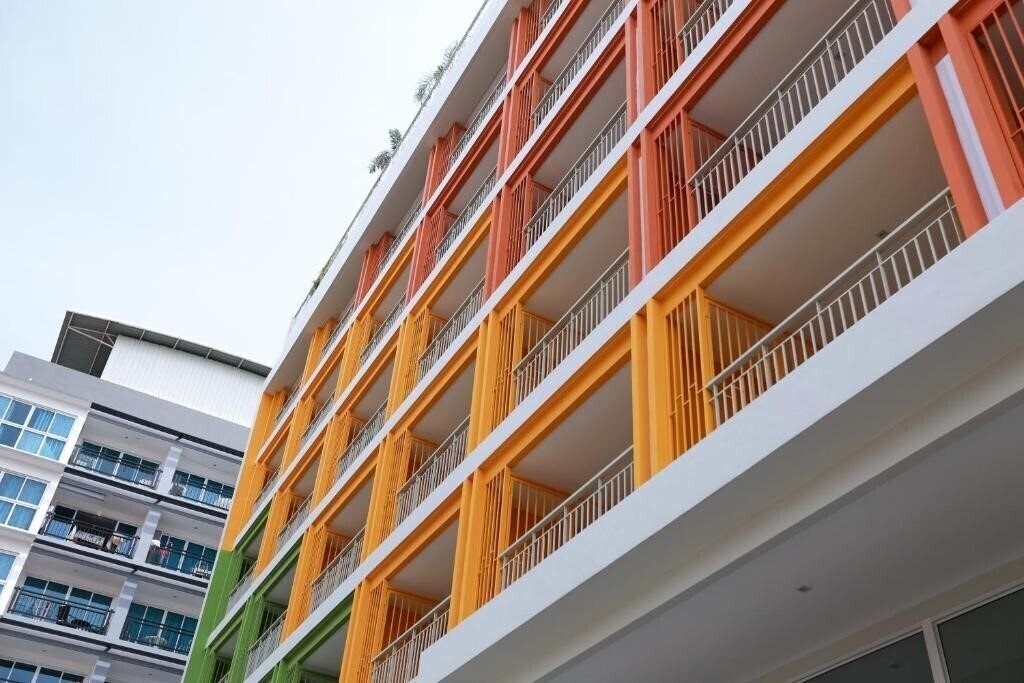 The Whisper Hotel 3* суреті