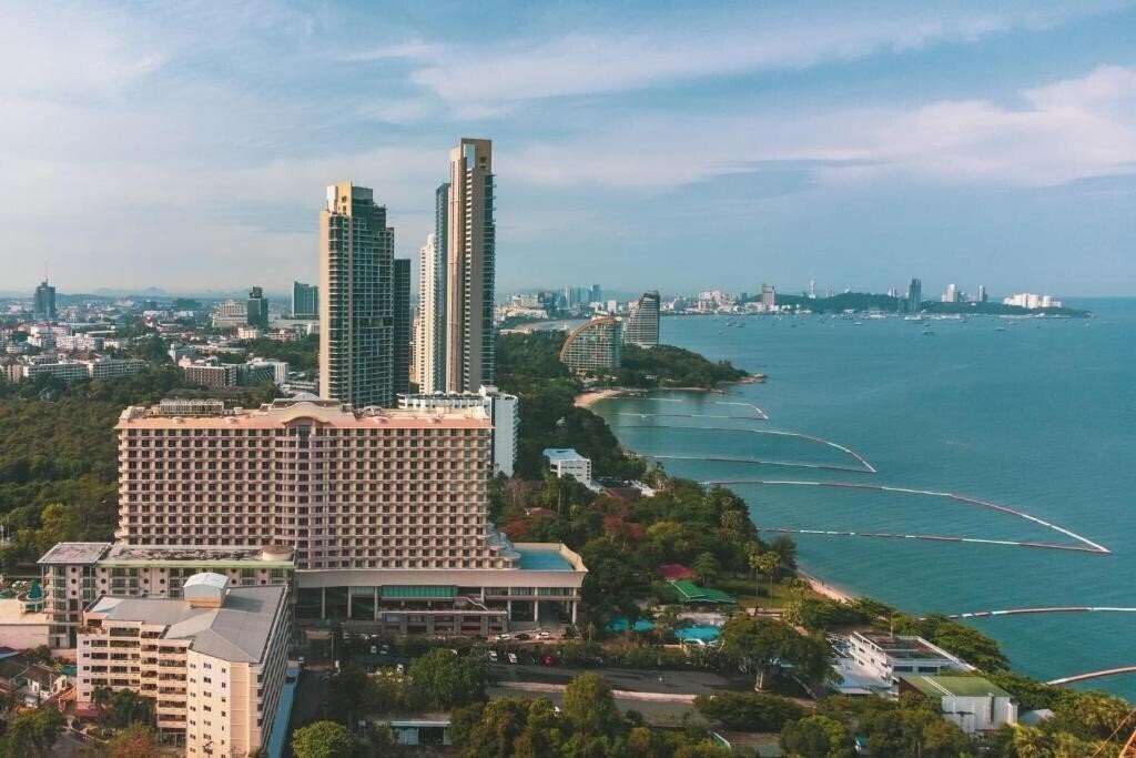 Отель Long Beach Garden Hotel & SPA 4*