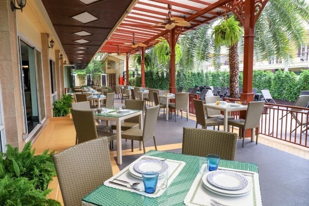 Golden Sea Pattaya 3* суреті