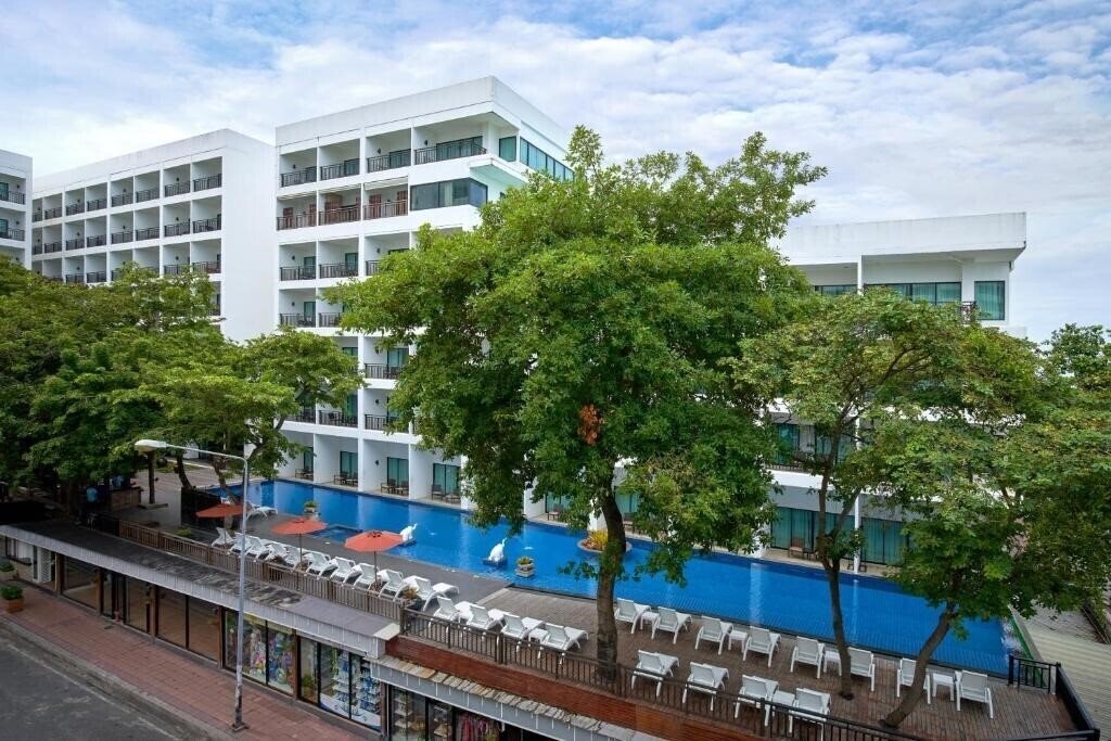 Cosy Beach Hotel Ocean Wing 4* суреті