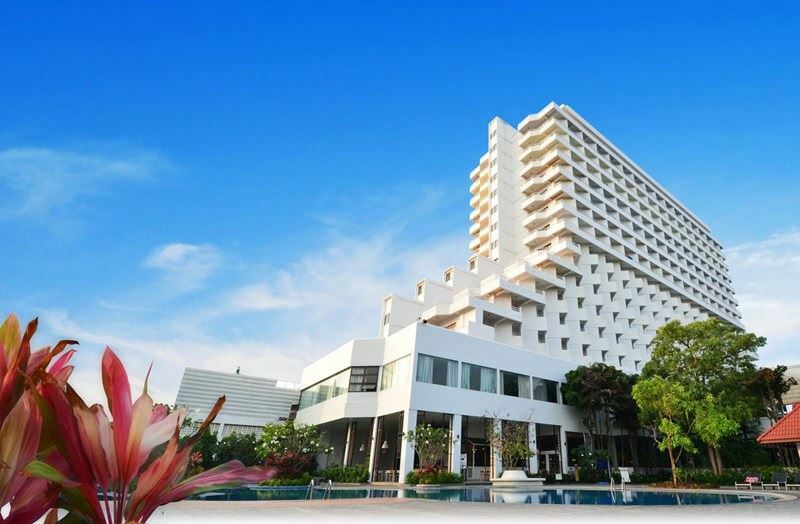 Отель Welcome Jomtien Beach Place 2*