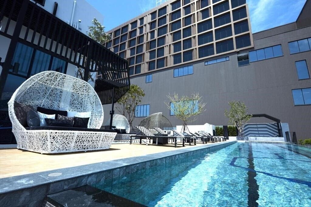 Фото Chezzotel Pattaya 4*