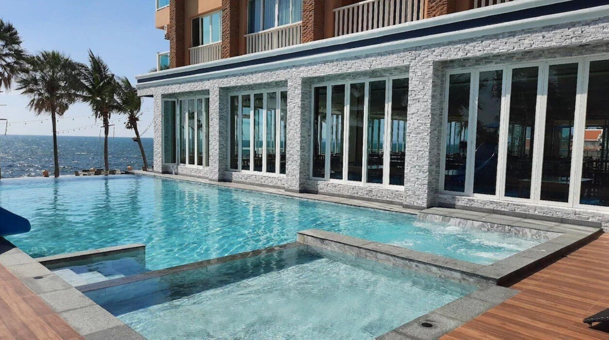 Отель Saisawan Beach Resort 3*