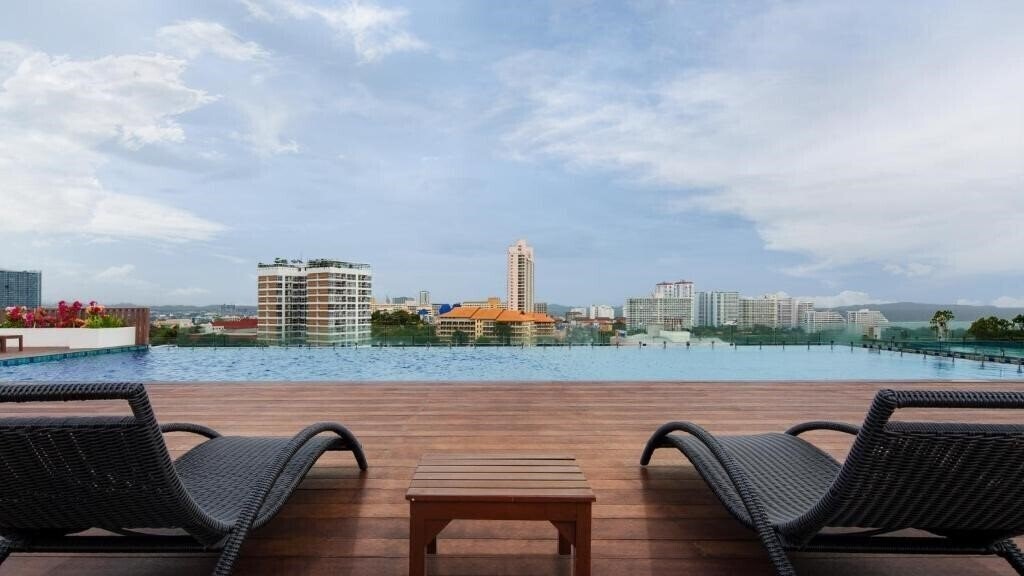 Фотография Aiyara Grand Hotel 4*