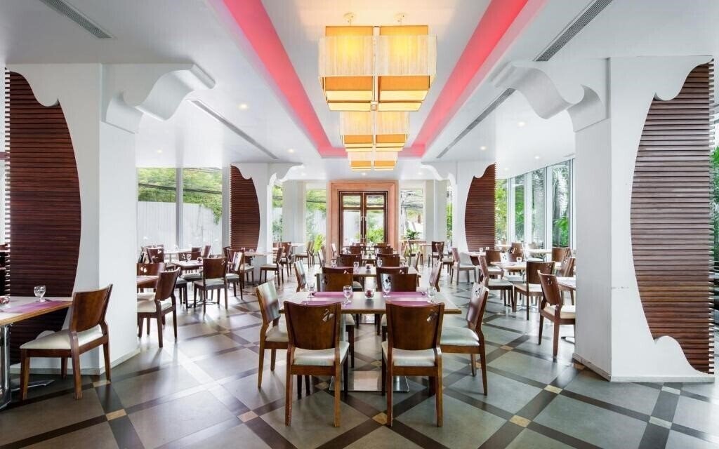 Изображение Aiyara Grand Hotel 4*