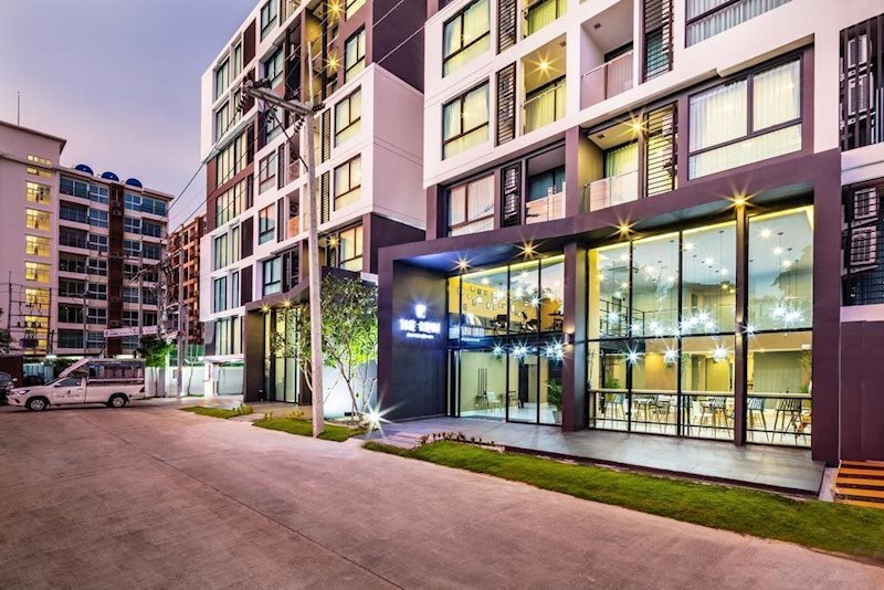 The Rizin Hotel & Residences 4* қонақ үйі