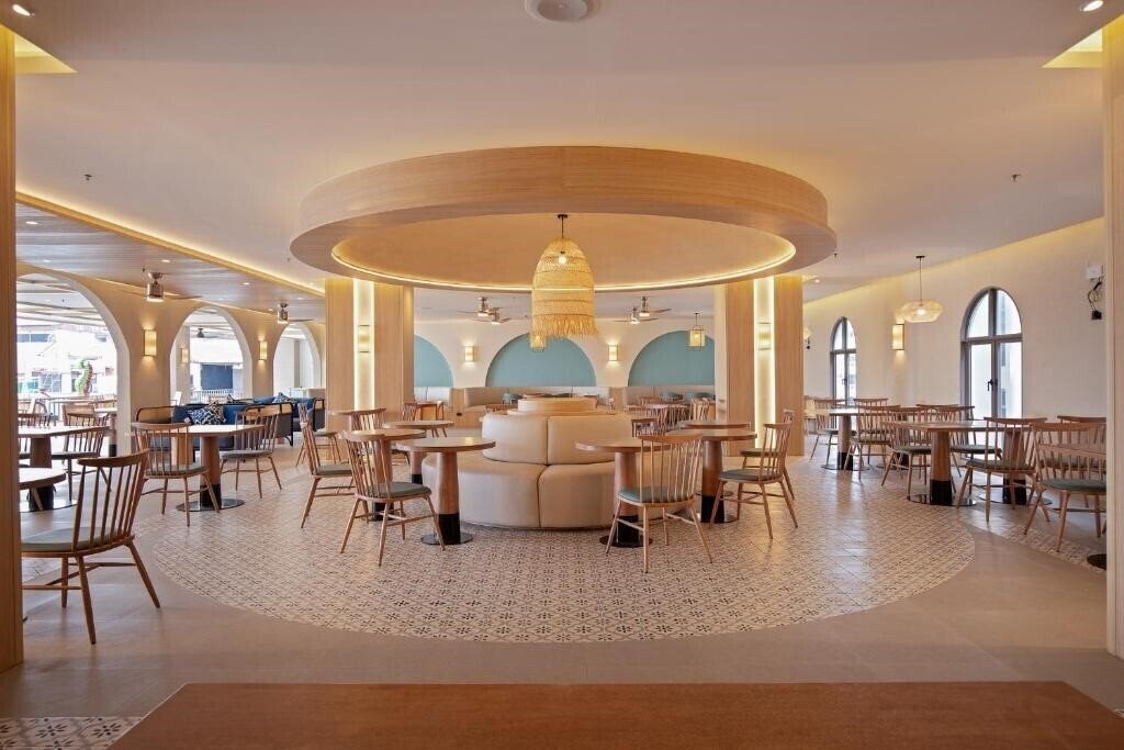 Изображение Jomtien Thani Hotel 3*