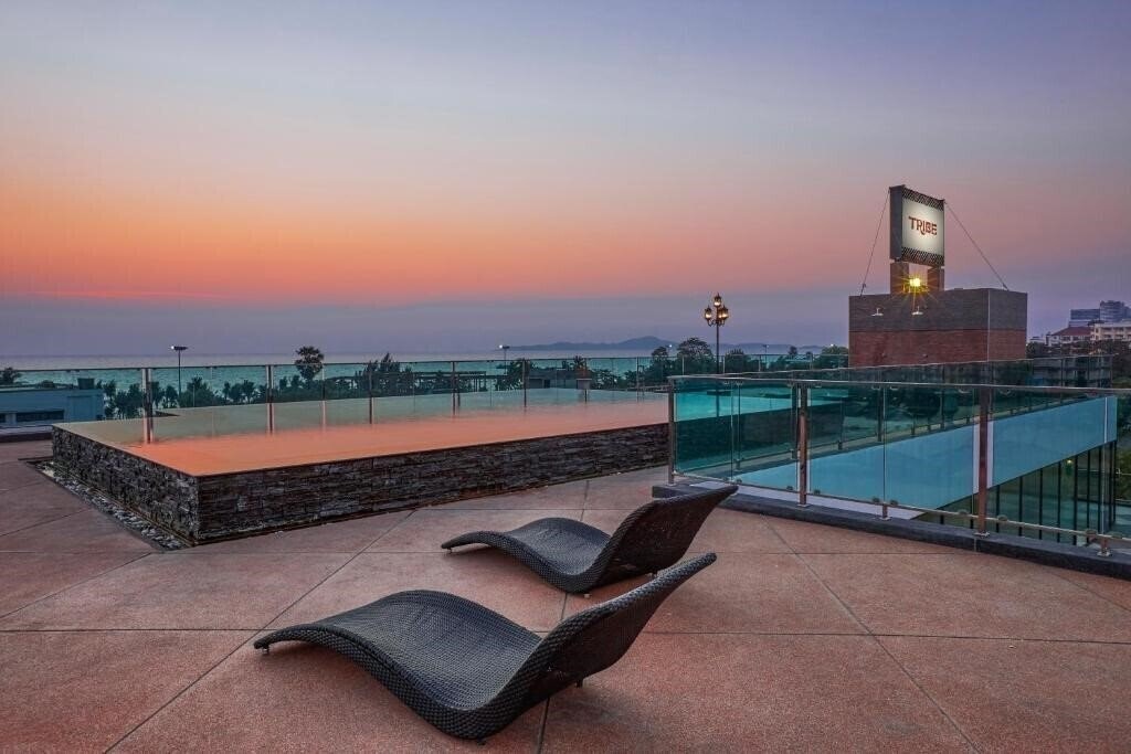 Отель Tribe Hotel Pattaya 3*