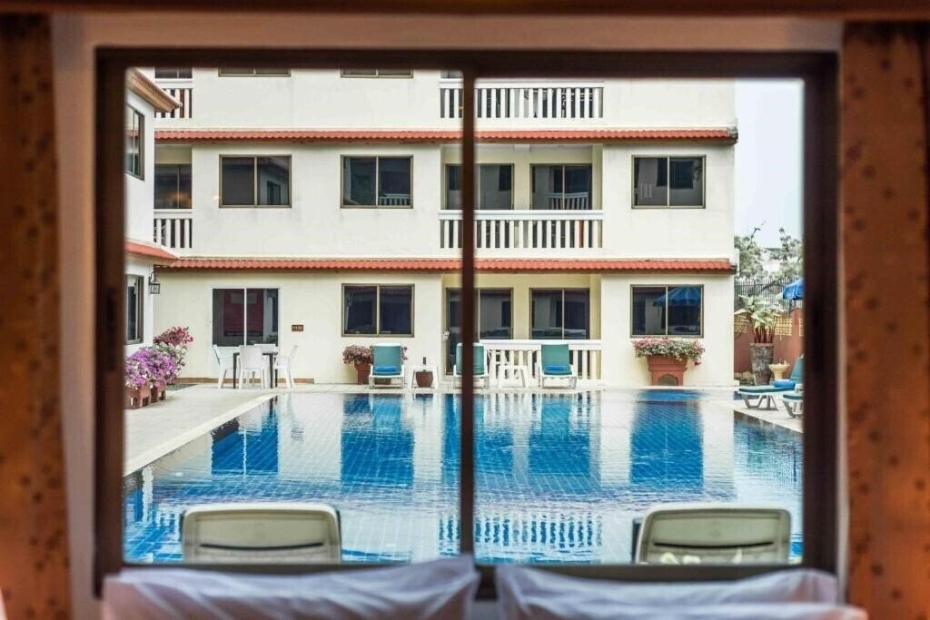 The Residence Garden 3* суреті