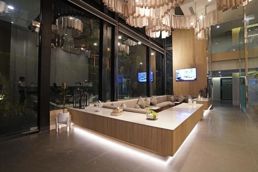 Aster Hotel & Residence 3* суреті