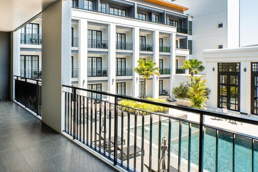 One Patio Hotel Pattaya 4* фотосуреті