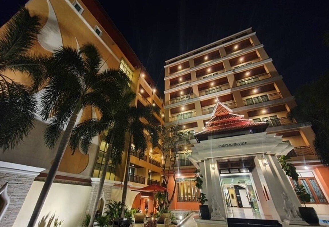 Chateau En Ville Pattaya + 3* суреті
