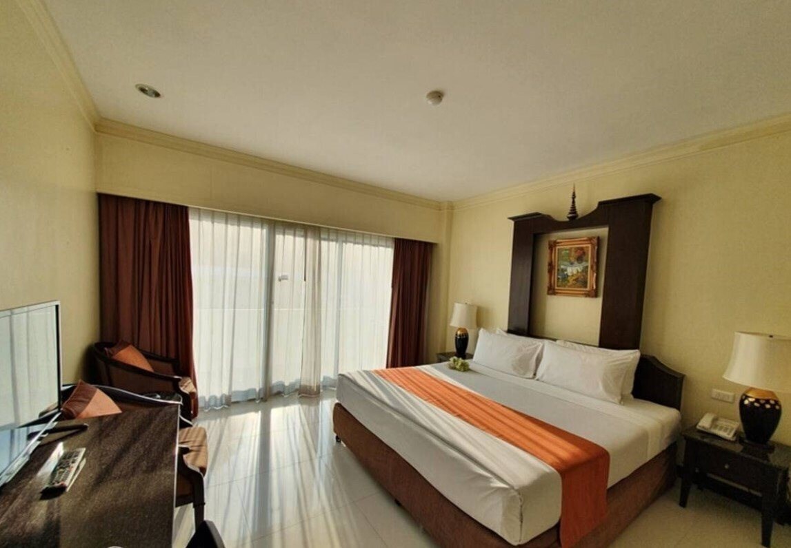 Chateau En Ville Pattaya + 3* қонақ үйі