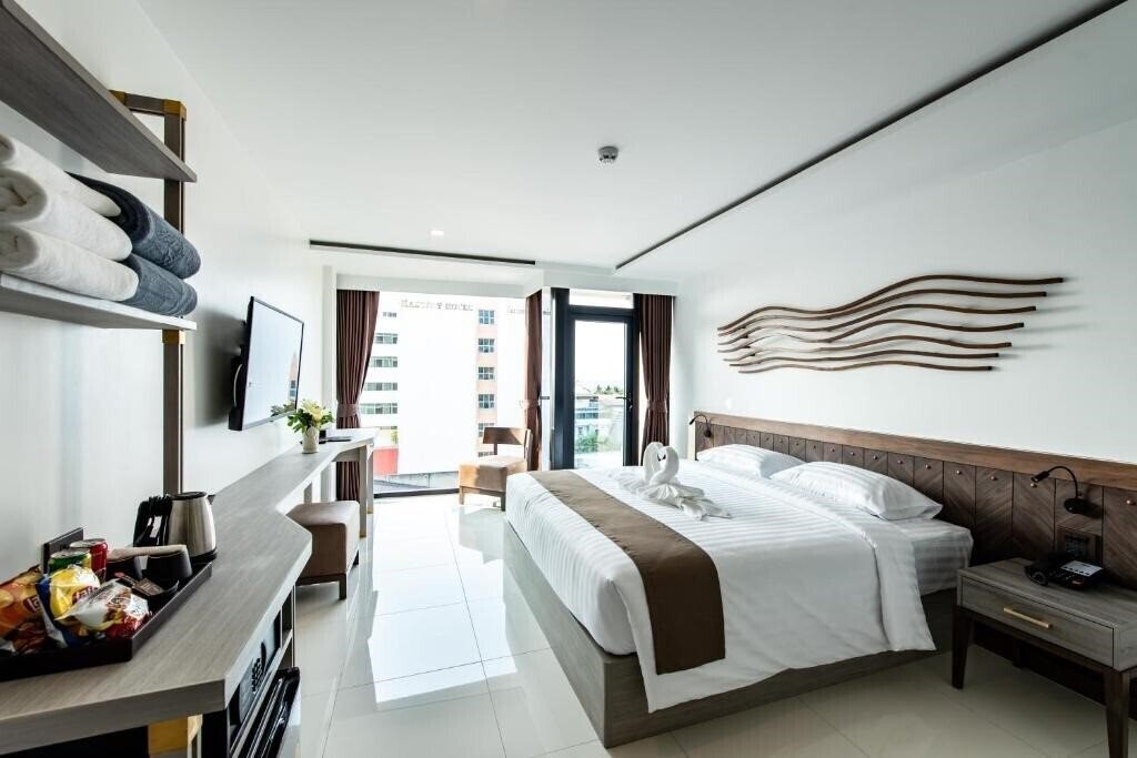 Blackwoods Hotel Pattaya 5* суреті