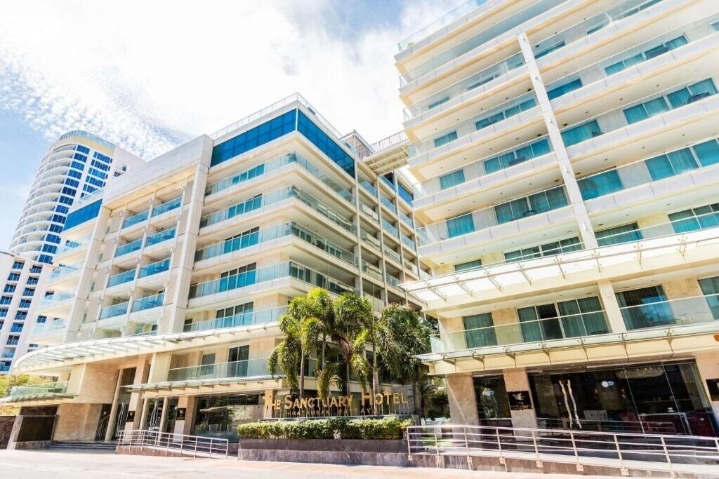 Фотография Sanctuary Phratamnak Pattaya (The) 4*