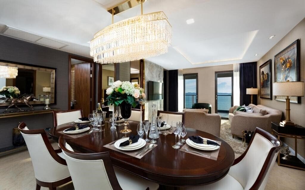 Изображение The Elysium Pratumnak Pattaya 5*