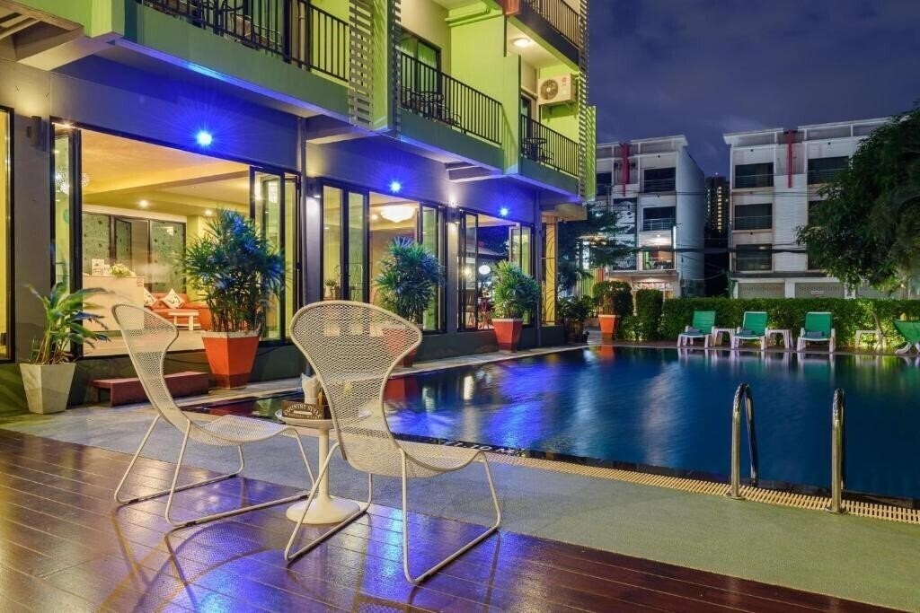 Stay Resort Pattaya 4* суреті