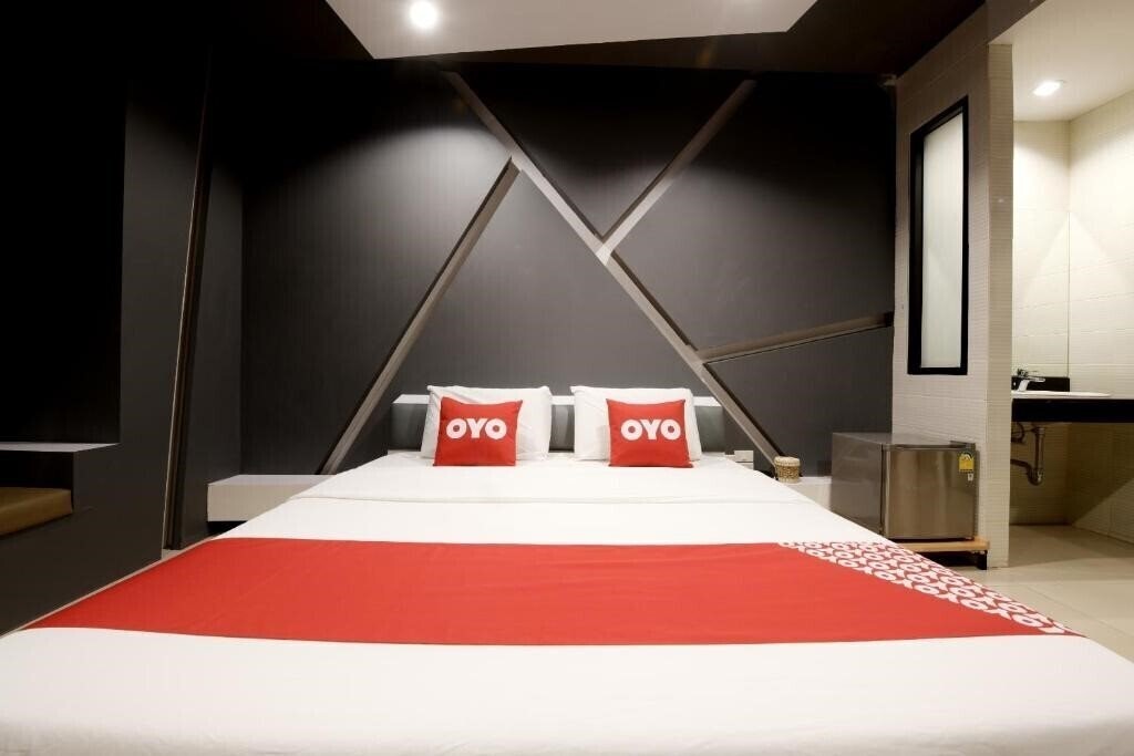 Oyo 477 Sriracha Hotel And Spa 3* фотосуреті