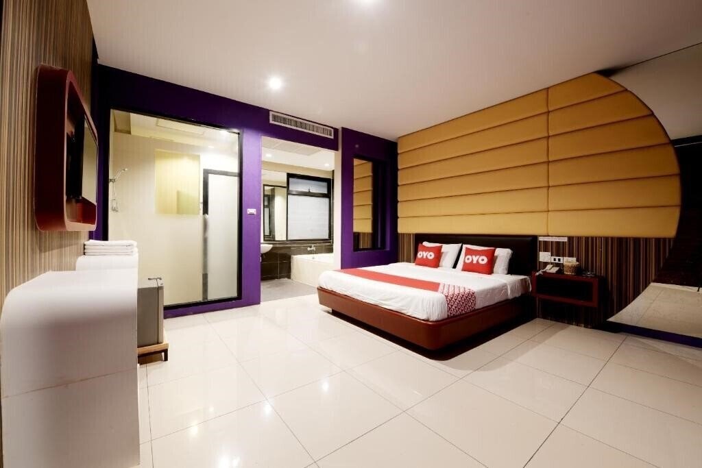 Oyo 477 Sriracha Hotel And Spa 3* суреті