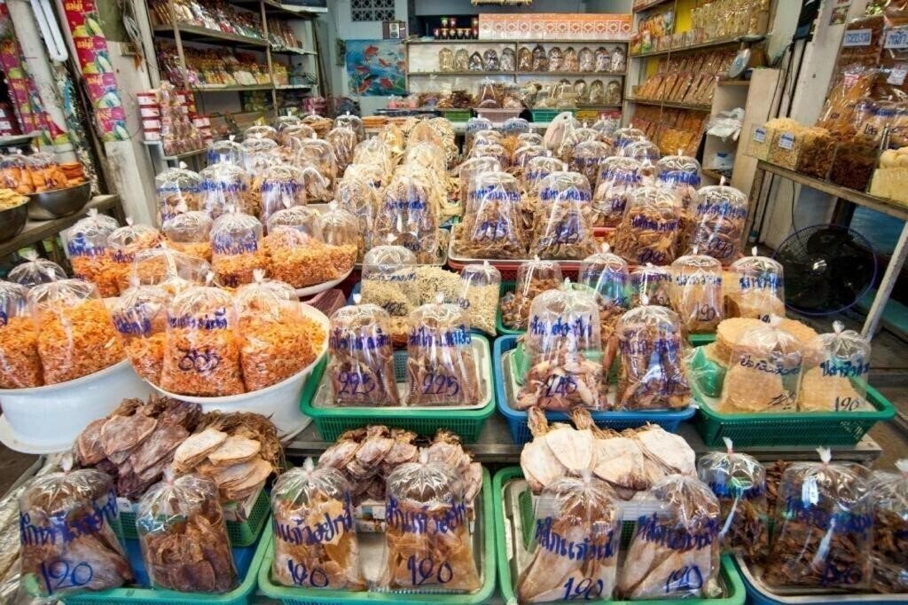 Фото Oyo 662 Malee Bunga Hotel 2*