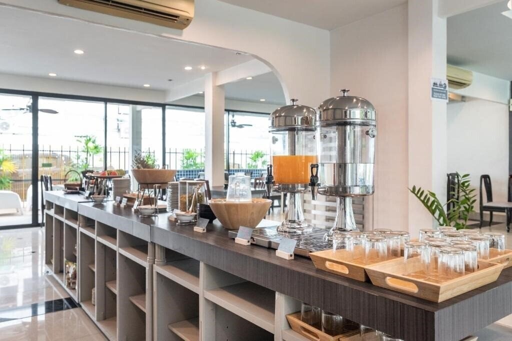 Картинка Kokotel Pattaya North Beach 4*