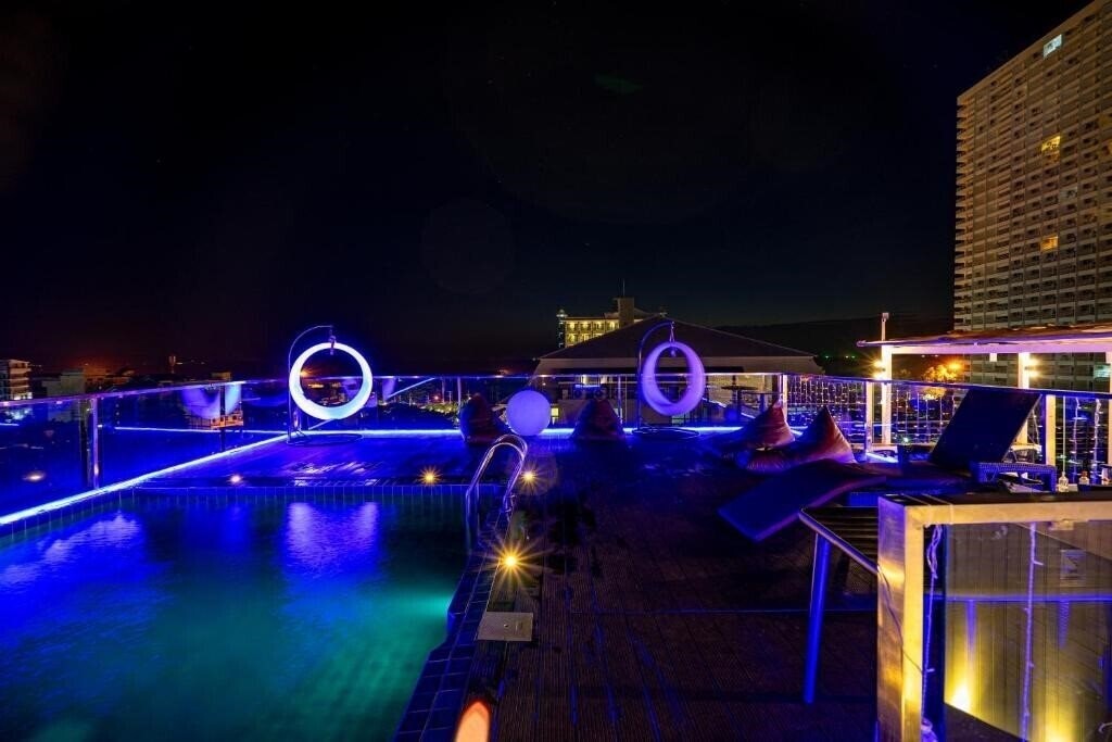 Картинка HT9 Hotel 4*