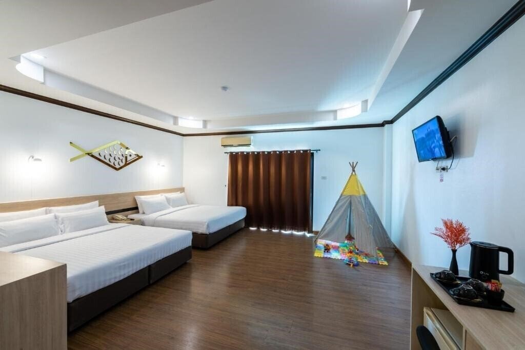 Фото Arawana Regency North Pattaya 4*