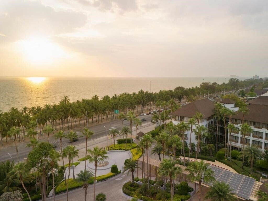Фотография Amari Bangsaen 4*