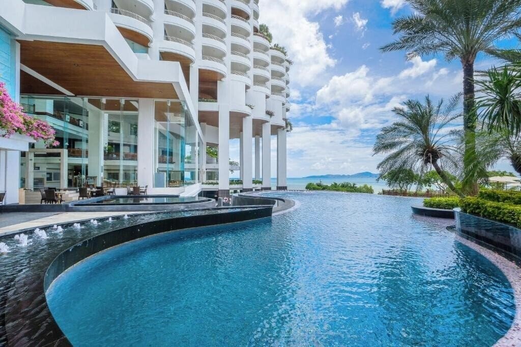 Royal Cliff Grand And SPA 5* фотосуреті