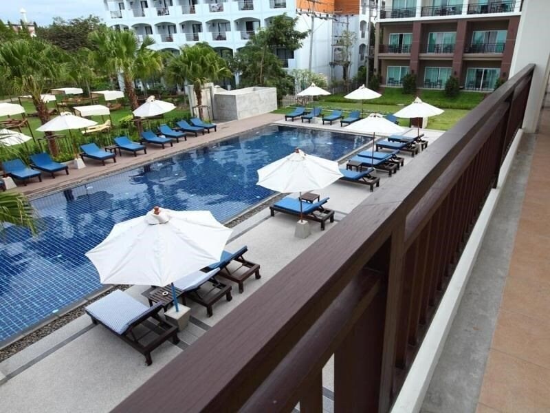 Отель Casuarina Jomtien 4*