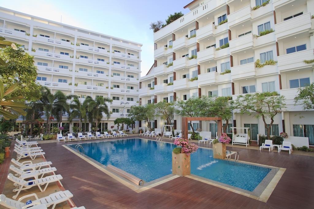 Hill Fresco 3* қонақ үйі