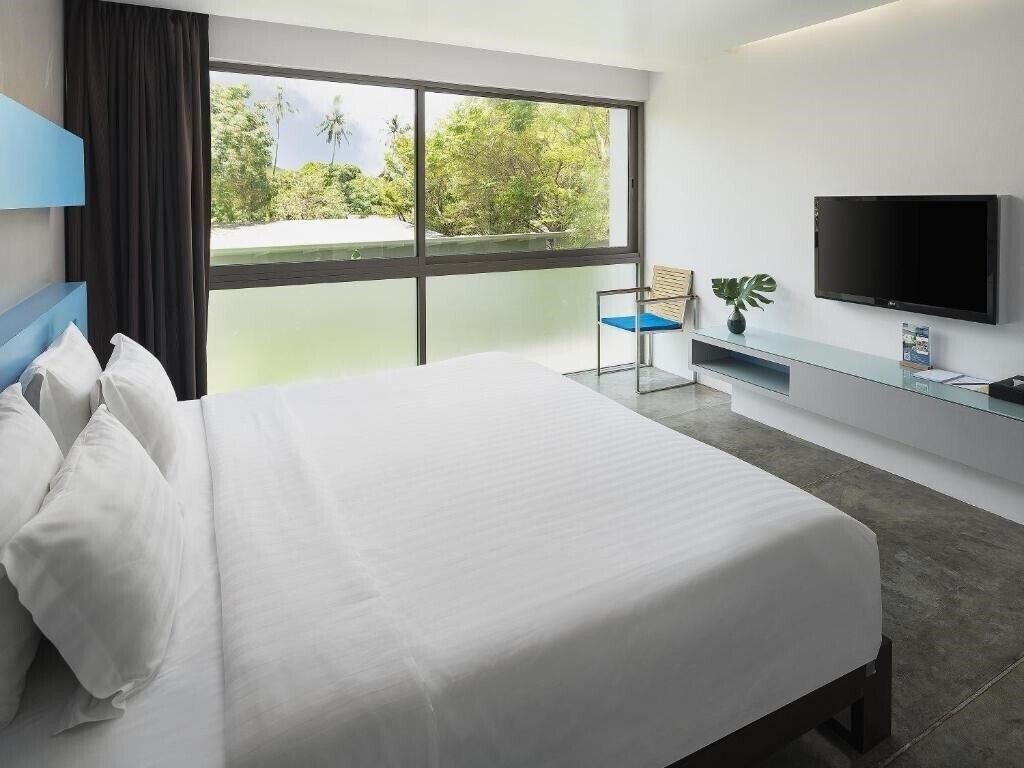 Фото The Coast Resort 4*