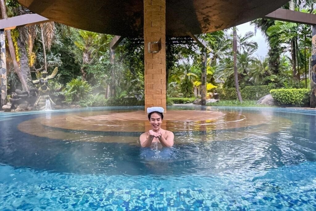 Фото Hotspring Beach Resort & SPA 4*