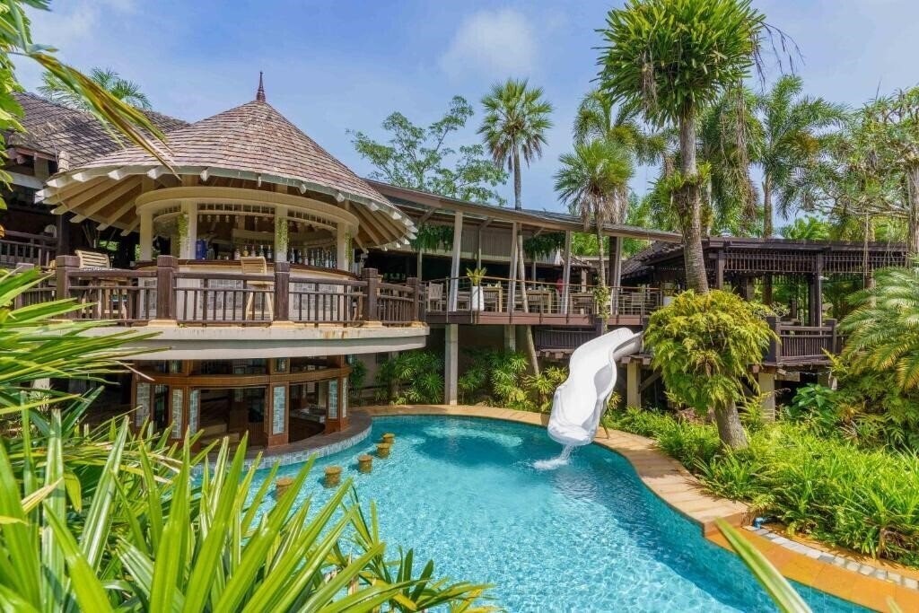 Фотография Hotspring Beach Resort & SPA 4*