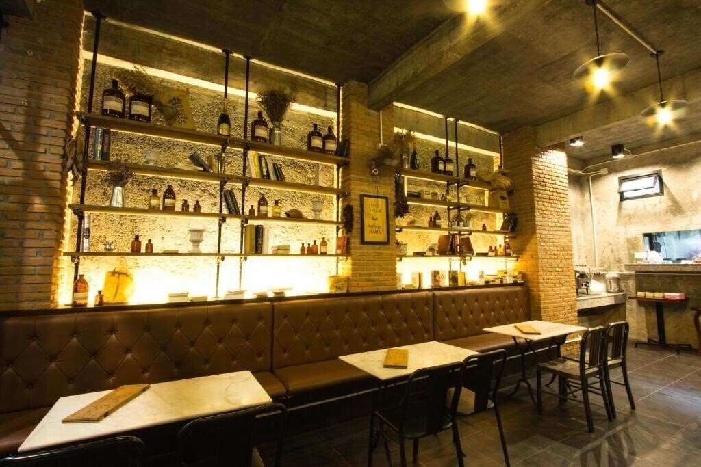 Tony Lodge 3* суреті