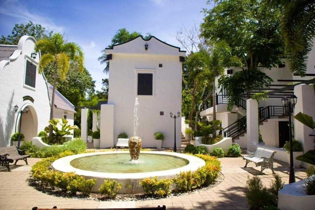 Milky Bay Resort 3* суреті