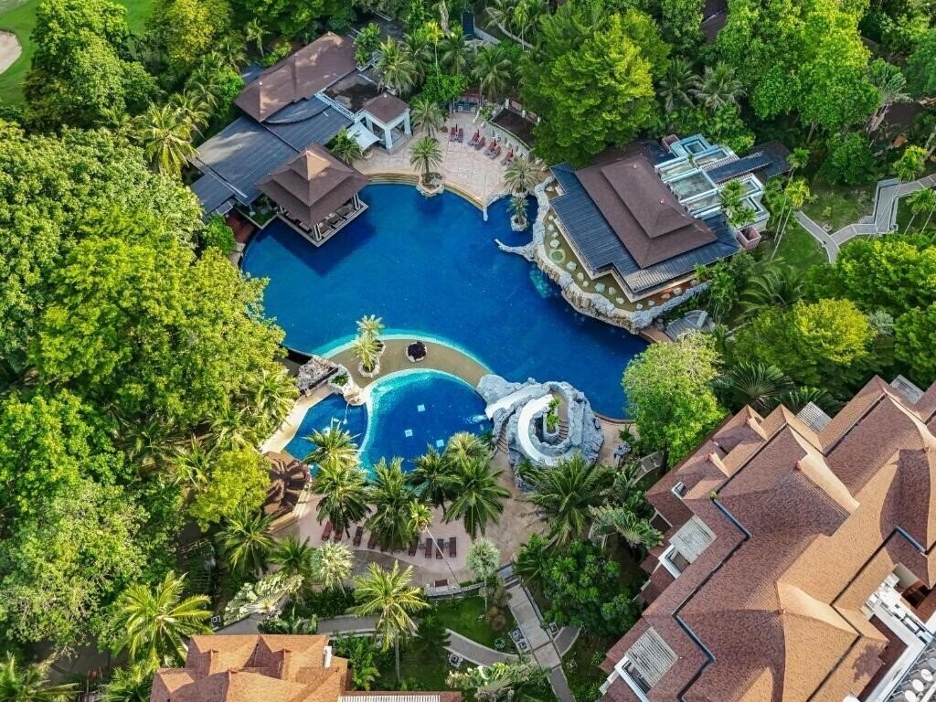 Фотография Springfield Village 4*