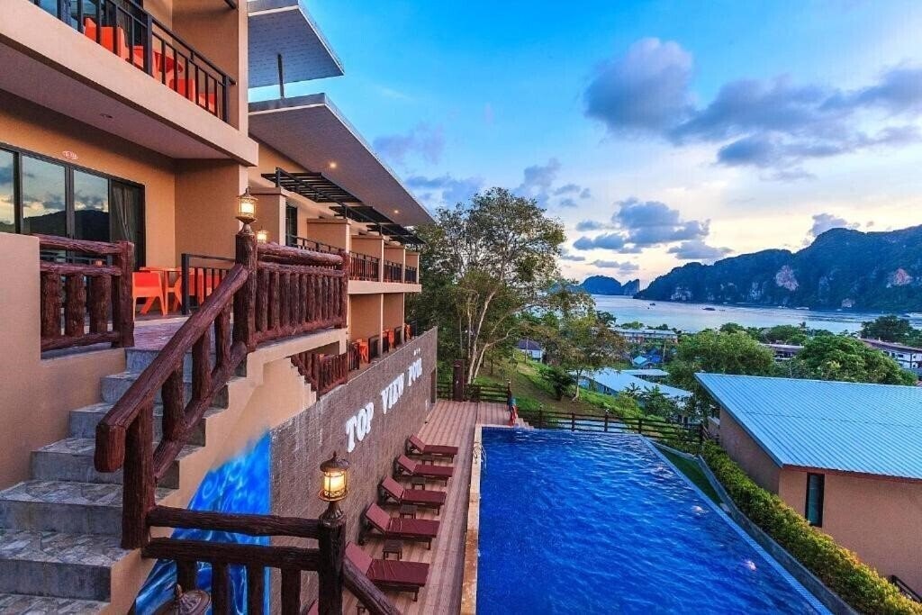 Phi Phi Top View Resort Hotel 3* суреті