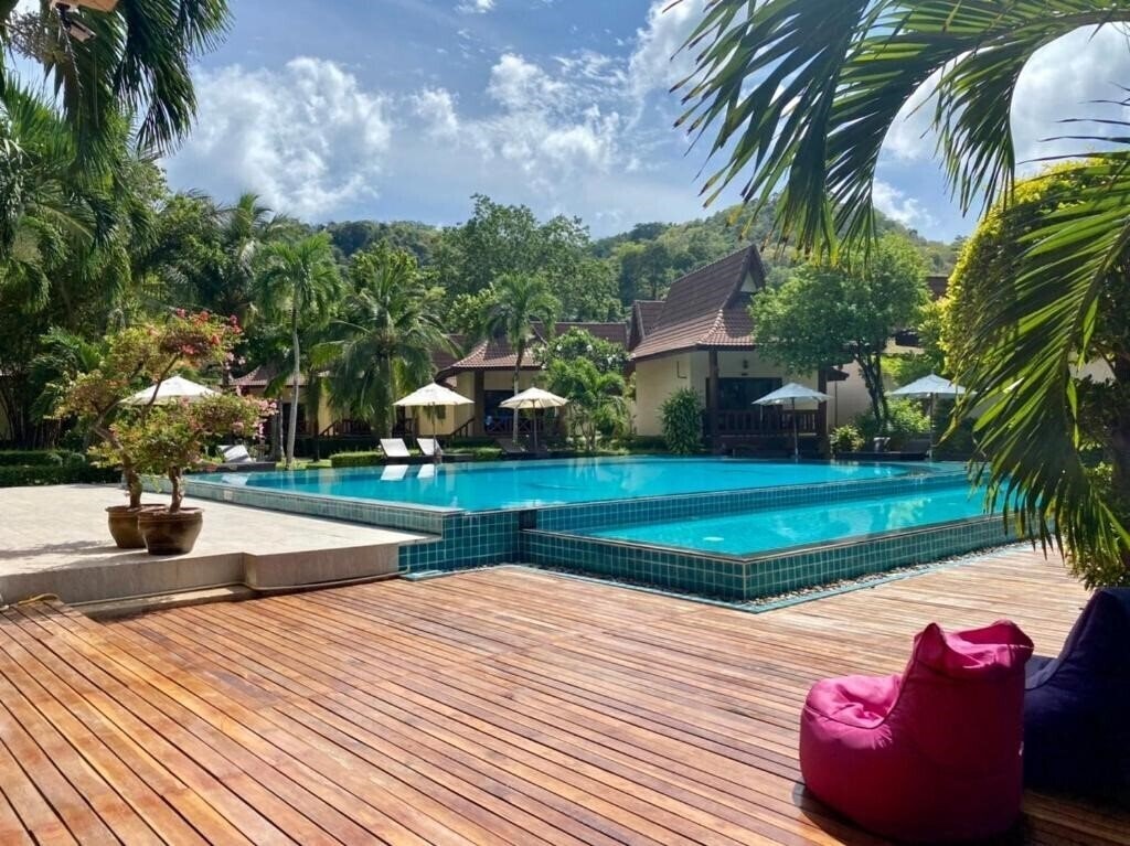 Phi Phi Villa Resort 3* суреті